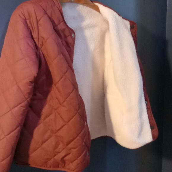 Old Navy fully reversible quilted jacket - Picture 2 of 7